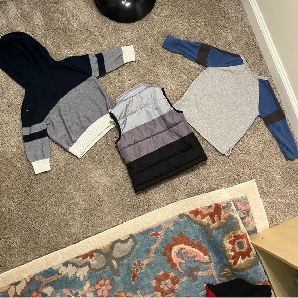 Baby boy name brand clothing bundle size 12/18 months no flaws OshKosh B’gosh - Picture 8 of 8